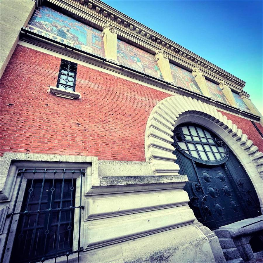 Charme De L'Ancien Pour Cet Appartement Entierement Renove Dans L'Hypercentre De Reims Dış mekan fotoğraf