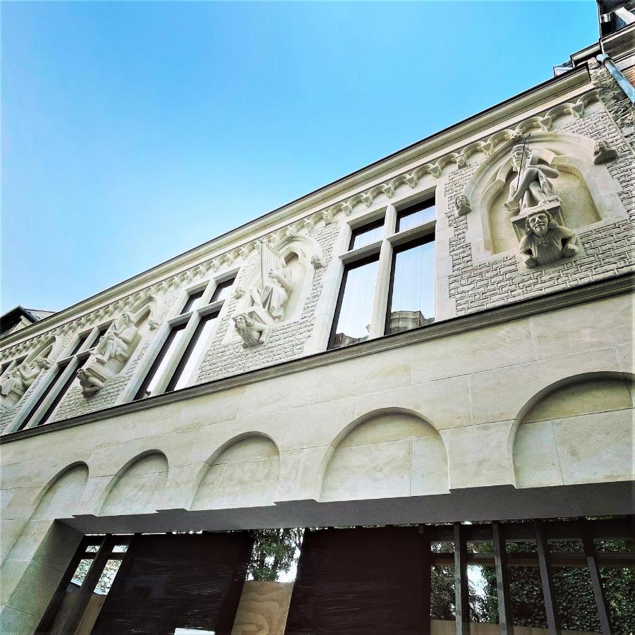 Charme De L'Ancien Pour Cet Appartement Entierement Renove Dans L'Hypercentre De Reims Dış mekan fotoğraf