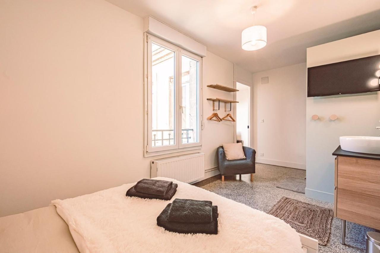 Charme De L'Ancien Pour Cet Appartement Entierement Renove Dans L'Hypercentre De Reims Dış mekan fotoğraf