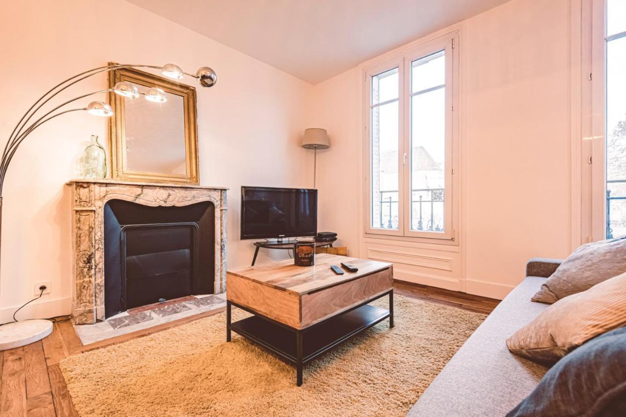 Charme De L'Ancien Pour Cet Appartement Entierement Renove Dans L'Hypercentre De Reims Dış mekan fotoğraf